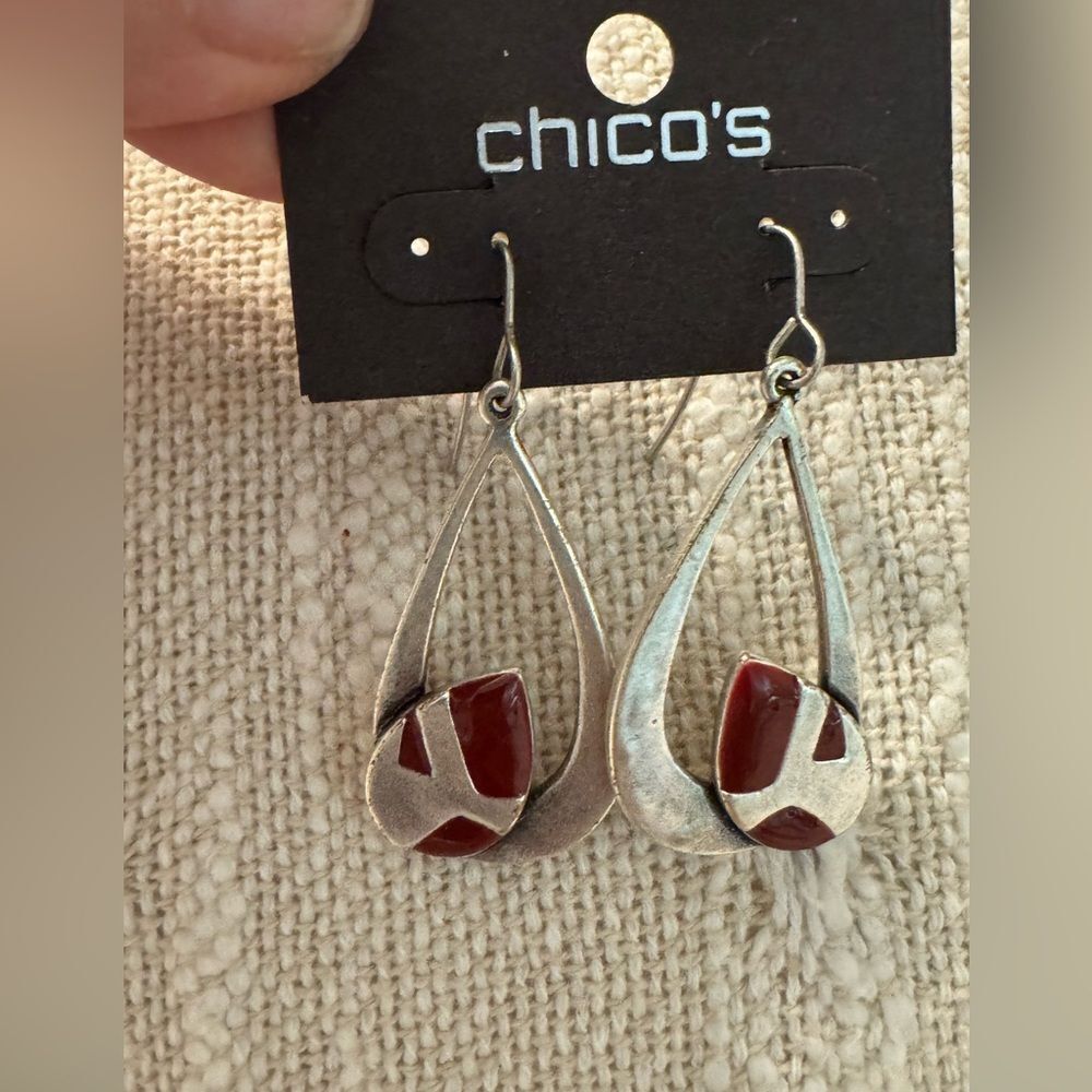 0272-Chico's Silver and Maroon Teardrop‎ Earrings
